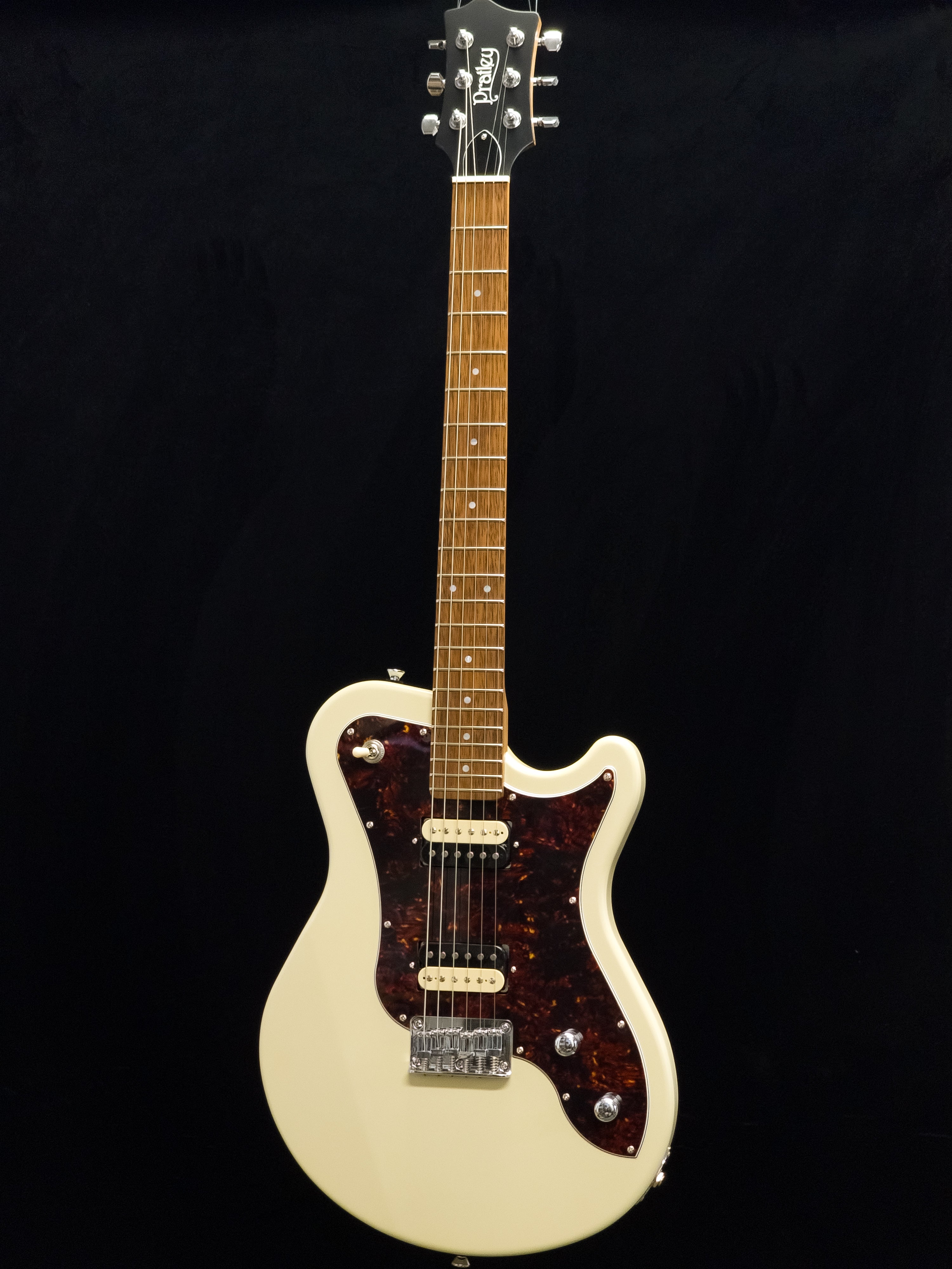 Deville Supreme - Ivory